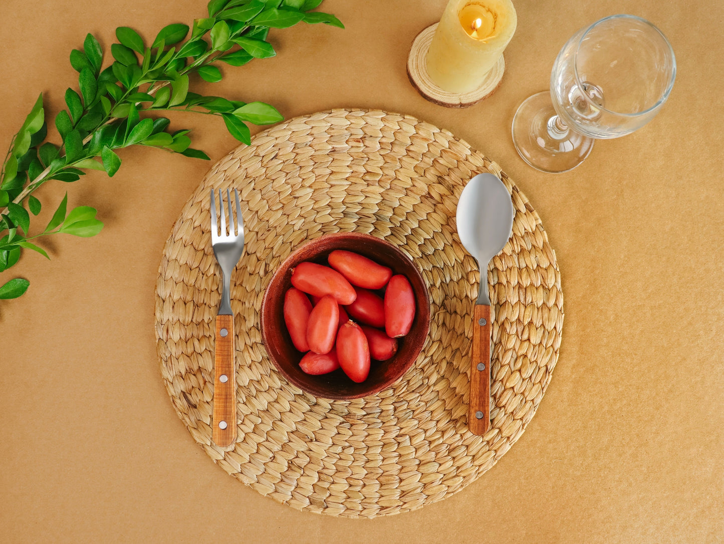 Round 12in Eco-Friendly Handwoven Water Hyacinth Placemats – Sustainable Table Decor for Everyday & Special Occasions