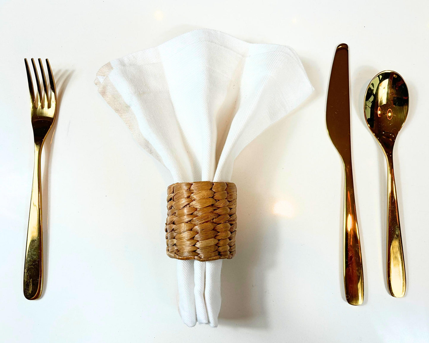 Eco-Friendly Handwoven Water Hyacinth Napkin Rings – Sustainable Boho Elegance for Your Tablescape