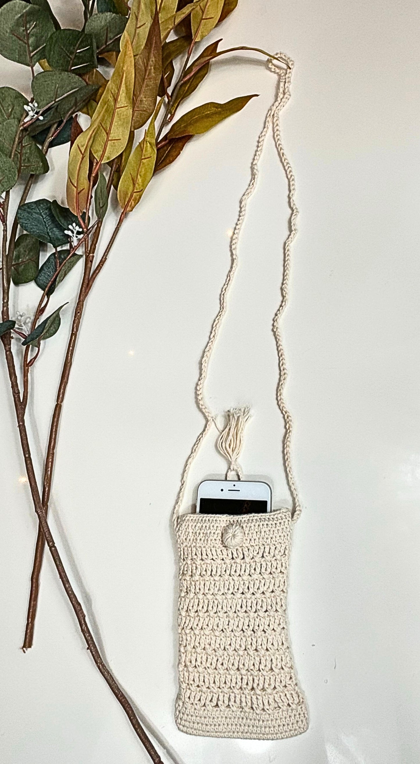 Eco-Friendly and Handmade Crossbody Phone Purse – Sustainable Boho Style, Everyday Ease - Macrame and Crochet