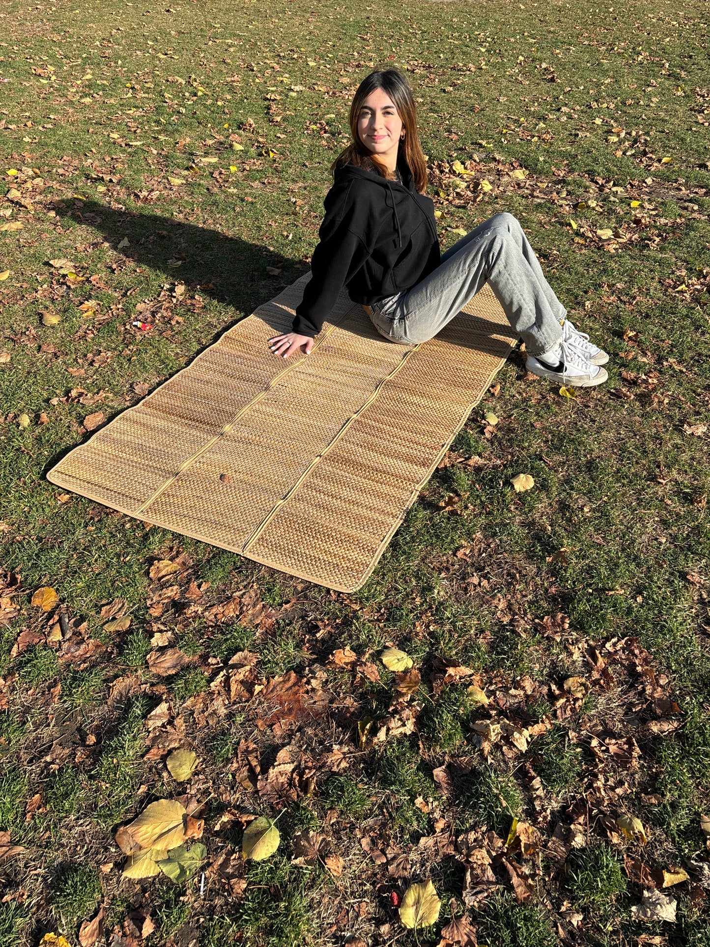 Eco-Friendly Handwoven Foldable Natural Fiber Outdoor Mat with Case – Sustainable Beach Blanket, Picnic Rug & Camping Ground Cover
