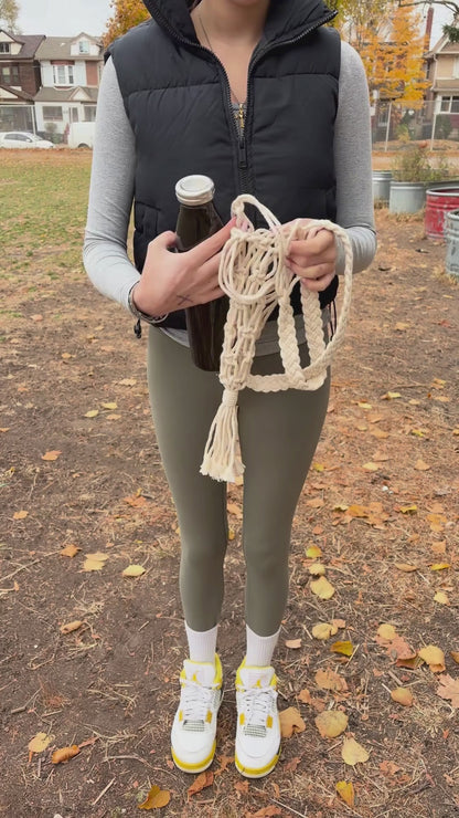 Eco-Friendly Macramé Water Bottle Holder – Boho Style, Hands-Free Functionality for All Ages